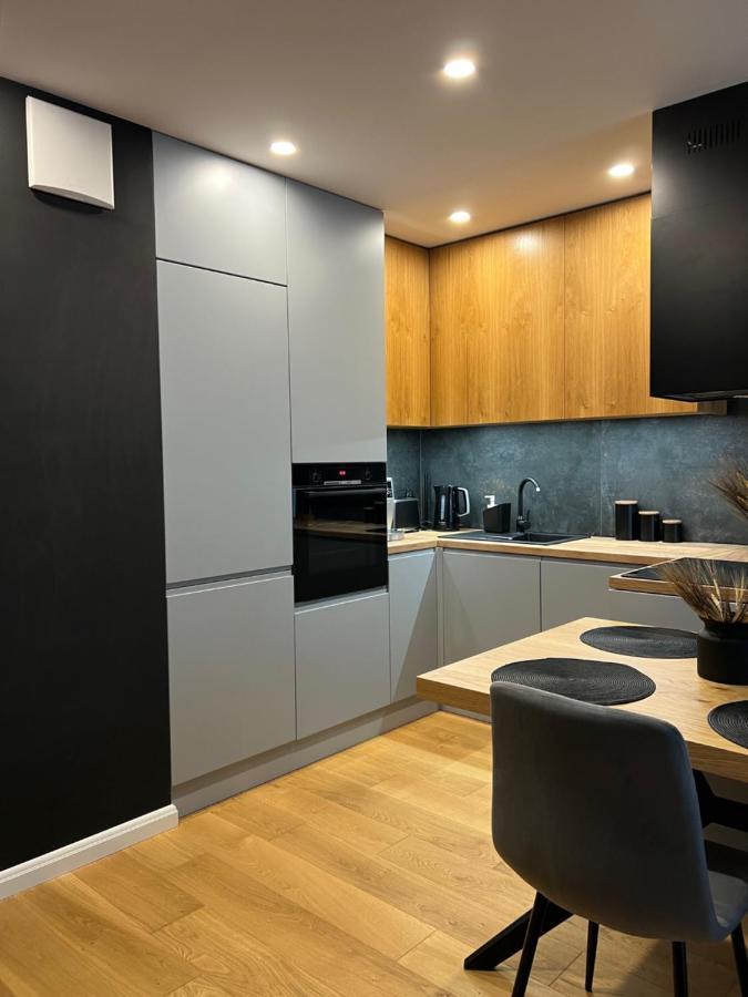 Family & Business Elegant Apartments, Kadzielnia, Wdk, Stadion Korona -1 Bedroom, Terrace, Garage, New! Kielce Eksteriør bilde